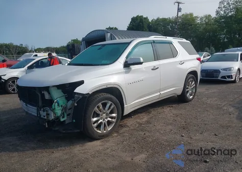 2018 Chevrolet Traverse High Country z USA, uszkodzony, nr VIN 1GNEVKKWXJJ110111